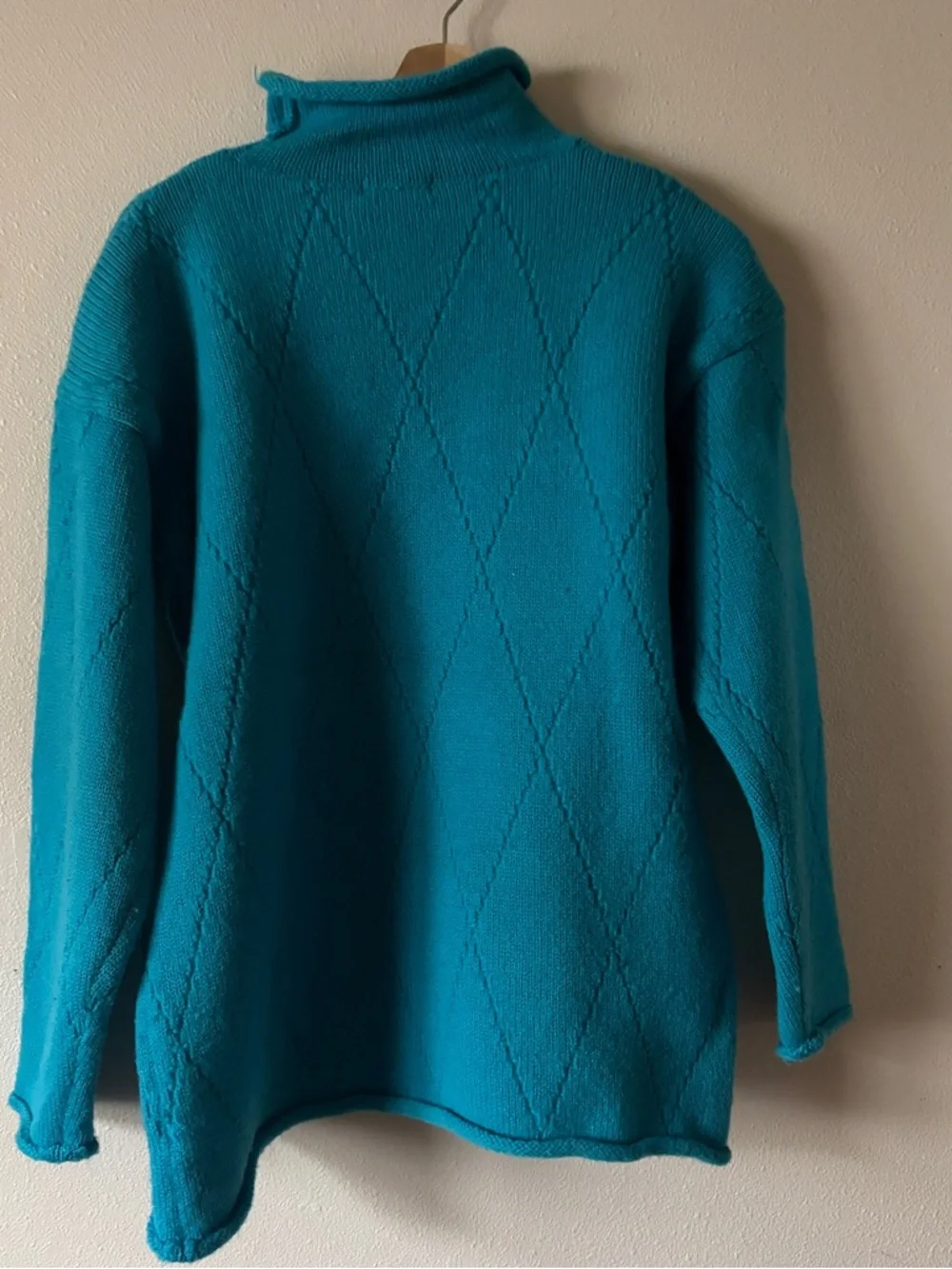 Vintage J Crew Blue Roll Neck Wool Sweater Diamond Print Size large
